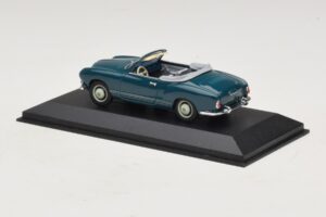 Volkswagen Karmann Ghia Cabriolet Dunkelblau Minichamps 1:43 GHIA001 Metall — Bild 3 von 5