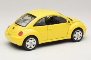 Volkswagen New Beetle A4 Gelb Bburago 1:18 3302 Metall — Bild 3 von 8