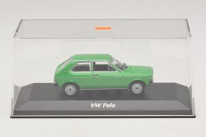 Volkswagen Polo Mk1 Grün Maxichamps 1:43 940050501 Metall — Bild 4 von 5