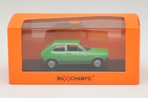 Volkswagen Polo Mk1 Grün Maxichamps 1:43 940050501 Metall — Bild 5 von 5