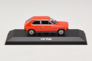 Volkswagen Polo Mk1 Rot Maxichamps 1:43 940050500 Metall
