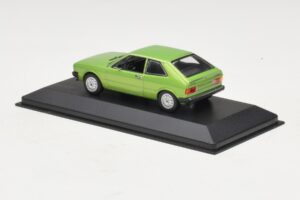 Volkswagen Scirocco Mk1 Grün Metallic Ersatzkarton Maxichamps 1:43 940050420-R1 Metall — Bild 3 von 5