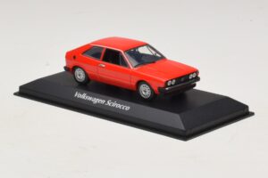 Volkswagen Scirocco Mk1 Rot Maxichamps 1:43 940050422 Metall — Bild 3 von 5
