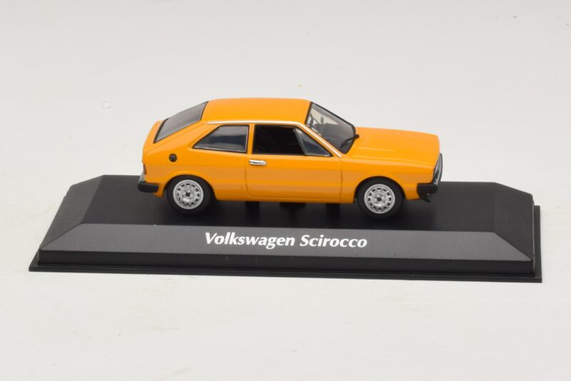 Volkswagen Scirocco Mk1 Gelb Maxichamps 1:43 Volkswagen Scirocco Mk1 Gelb Maxichamps 1:43 940050424 Metall