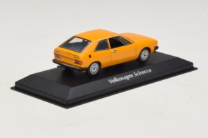 Volkswagen Scirocco Mk1 Gelb Maxichamps 1:43 940050424 Metall — Bild 2 von 5