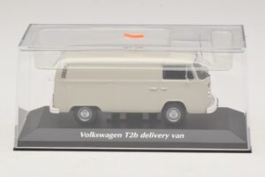 Volkswagen T2b Lieferwagen Grau Maxichamps 1:43 940053060 Metall — Bild 4 von 5