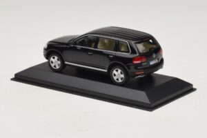 Volkswagen Touareg 7L Schwarz Minichamps 1:43 TOUAREG002 Metall — Bild 3 von 5