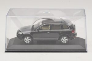Volkswagen Touareg 7L Schwarz Minichamps 1:43 TOUAREG002 Metall — Bild 4 von 5