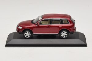 Volkswagen Touareg 7L Rot Minichamps 1:43 TOUAREG003 Metall