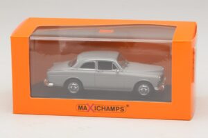 Volvo 121 Amazon Grau Maxichamps 1:43 940171000 Metall — Bild 5 von 5