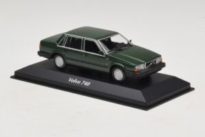 Volvo 740 Dunkelgrün Maxichamps 1:43 940171700 Metall — Bild 3 von 5