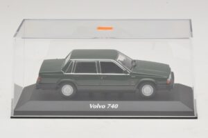Volvo 740 Dunkelgrün Maxichamps 1:43 940171700 Metall — Bild 4 von 5